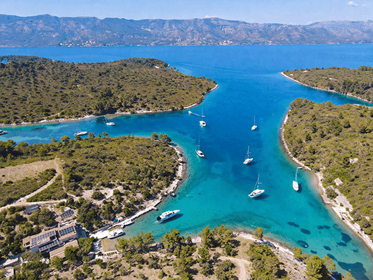 Scedro bay on the southbound one-way route