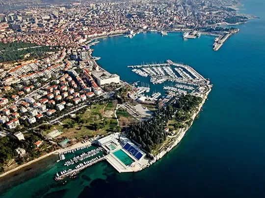 Dolazak u Split u matičnu bazu ABA VELA