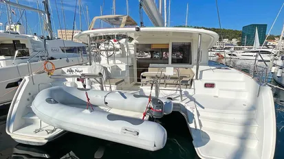Lagoon 400 catamaran